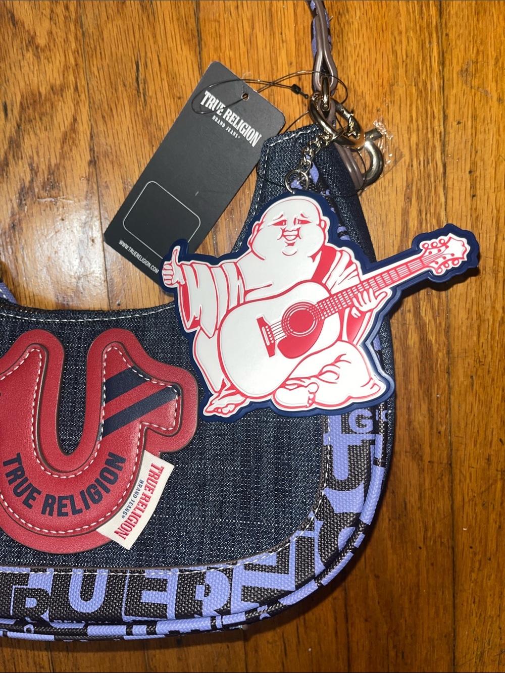 NWT True Religion Denim Shoulder Bag with Red Crest and Two Charms - Picture 4 of 14